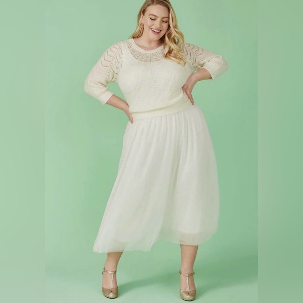 ModCloth Flaunt Where You Want Twofer Dress Size XL White Maxi Cream Tulle